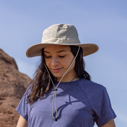 Sunday Afternoons Great Value - Cruiser Hat - Lightweight Waterproof & Wicking