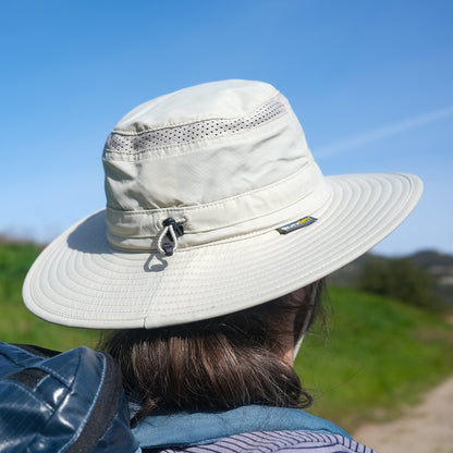 Sunday Afternoons Great Value - Cruiser Hat - Lightweight Waterproof & Wicking